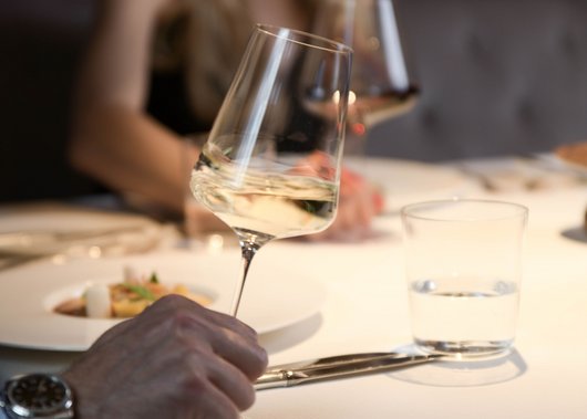 4-Sterne-Hotel Lamm am Fuße der Seiser Alm 4-Sterne-Hotel Lamm am Fuße der Seiser Alm